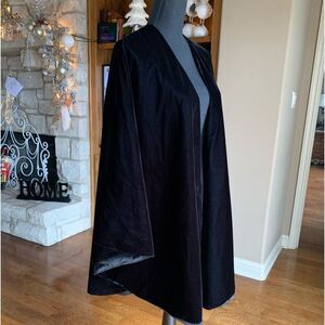 Dave & Johnny Vintage Black Gothic Open Wrap